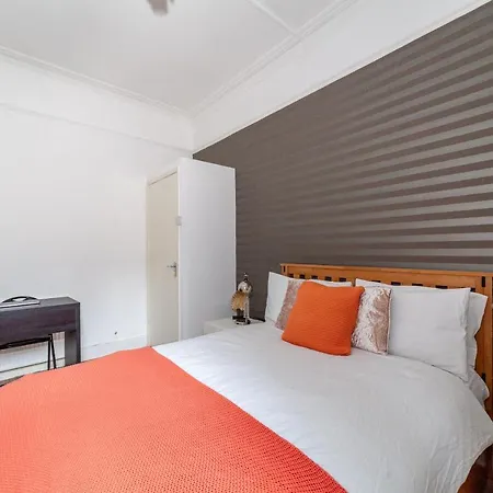 The Orange Garden 2 Bed Serviced Apartment Near Notting Hill Portobello Market London Exterior photo