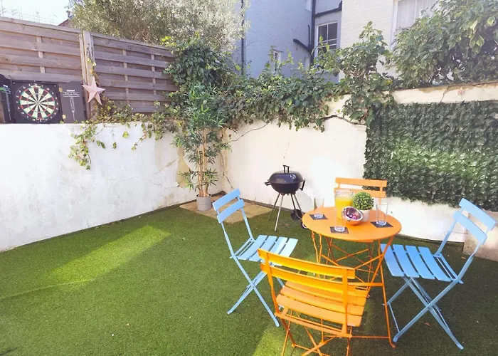 The Orange Garden 2 Bed Serviced Apartment Near Notting Hill Portobello Market